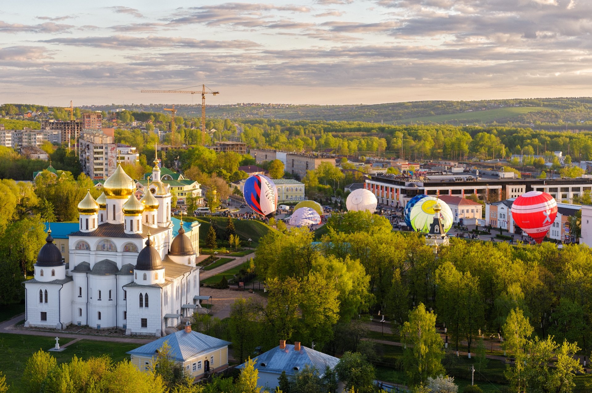 Картонные коробки и гофрокартон купить в Дмитрове с доставкой, цена